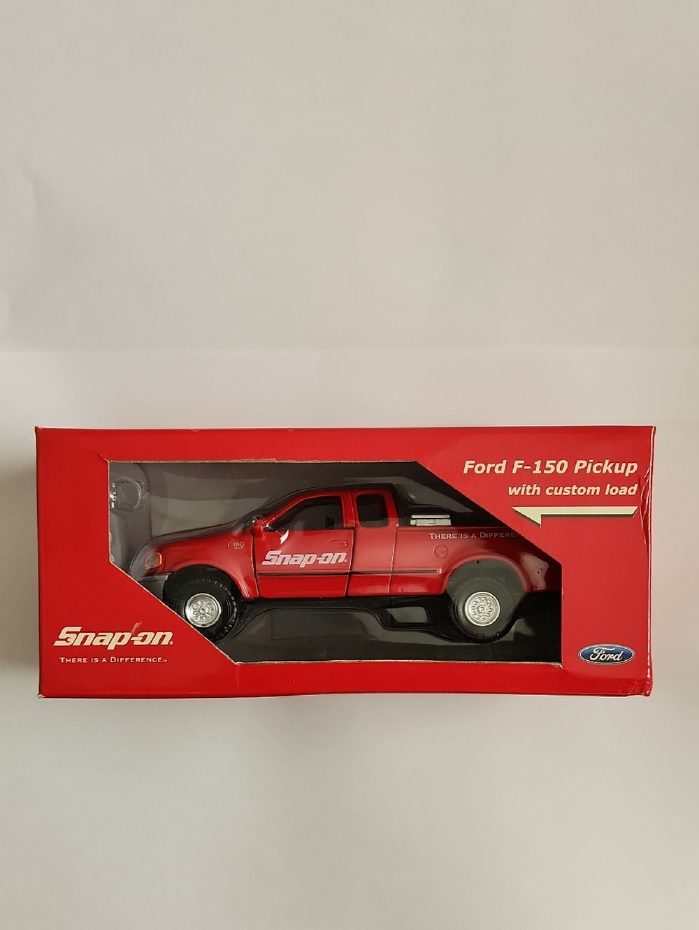 NIB Snap-on Ford F-150 Pickup Truck Collectable